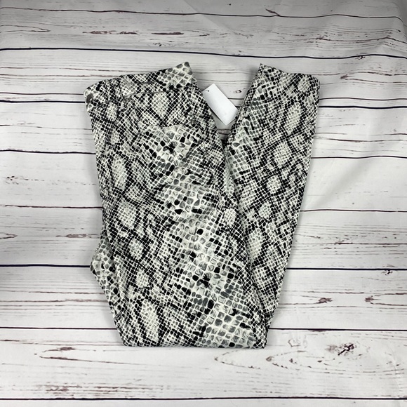 Good American Good Waist Snake Jeans - Picture 2 of 10